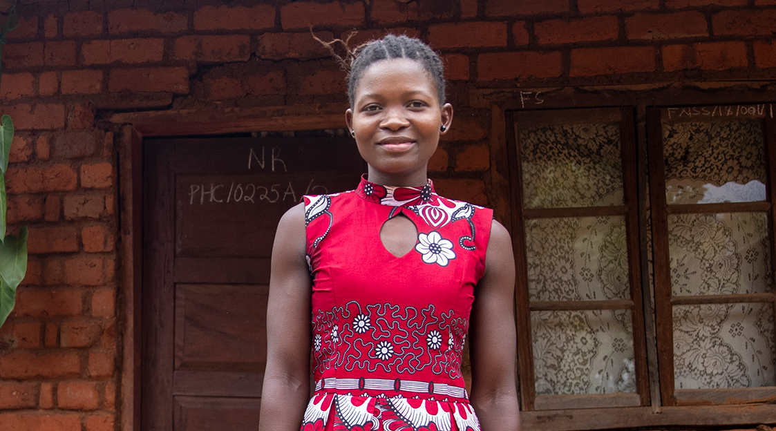 Linda found HOPE and paid for her own schooling in Malawi